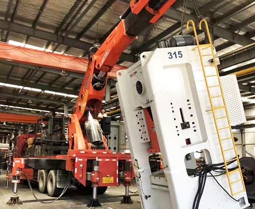 海尾镇提升工作效率，选择优质折臂吊租赁服务