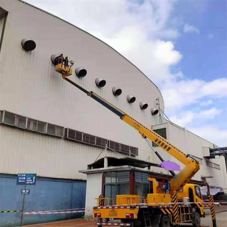 海尾镇高空作业车出租服务：专业广告牌安装解决方案