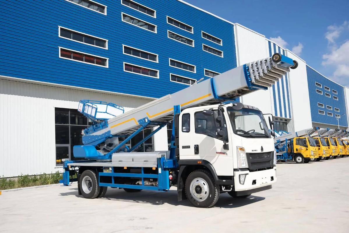 海尾镇出租云梯车高空作业车 建筑垃圾搬运